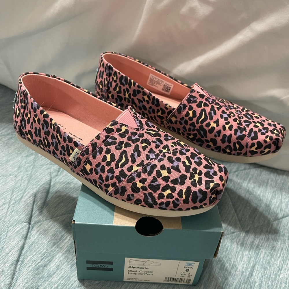 Toms Pink and Black Leopard Print Flats